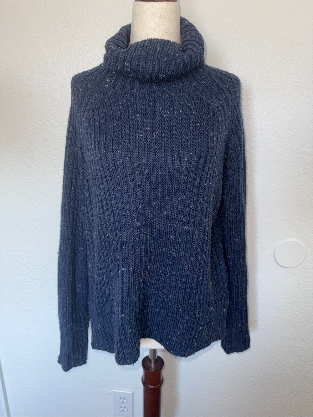 Braeve Evereve Speckled Ribbed Knit Navy Blue Turtle Neck Size Medium
